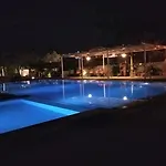 Aparthotel Avra 3*