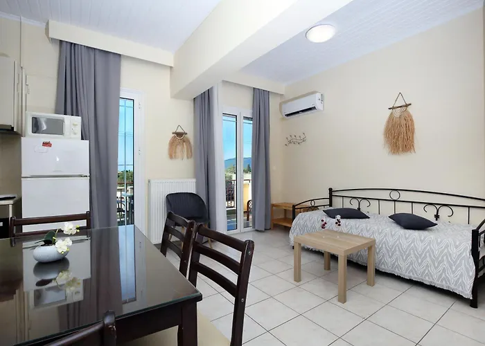 Avra Apartmanhotel Kalligoni