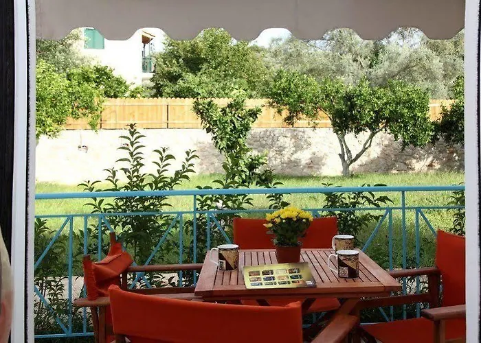 Avra Apartmanhotel Kalligoni