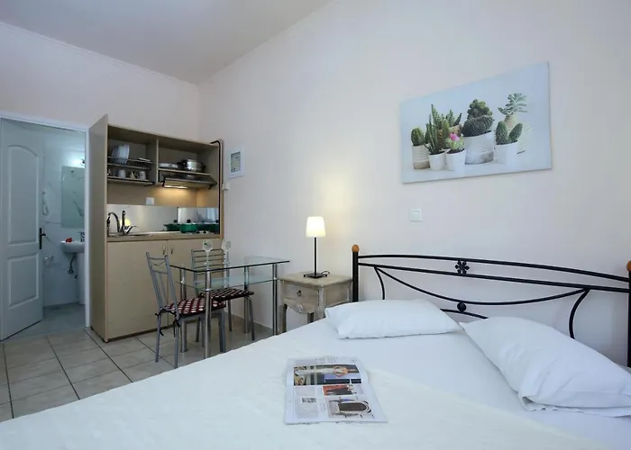 Avra Apartmanhotel Kalligoni