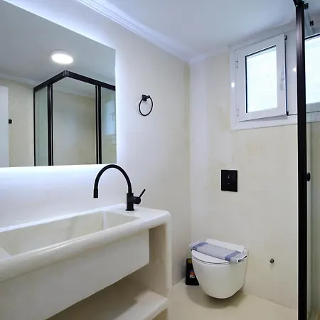 Avra Aparthotel