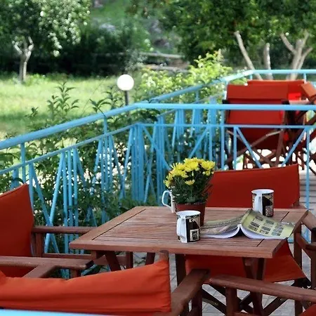 Avra アパートホテル 3*