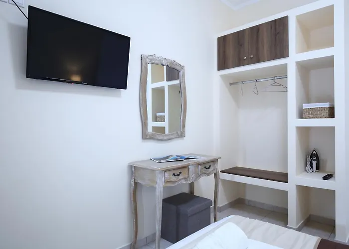 Avra Aparthotel Kalligoni